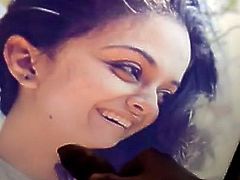 Keerthi suresh mole face on cum