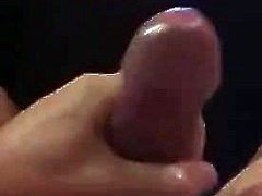 Jalandose la verga
