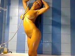 Hot Girl Showers On Camera