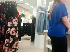 Macy’s employee with great potential to be a pawg