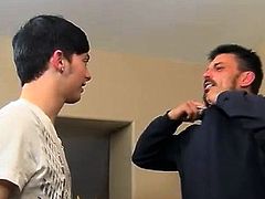 Hairy uncle gay porn clips and free Muscled daddy Collin