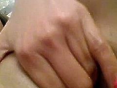 Latina Webcam: Miami Chick Makes Her Pussy Squirt