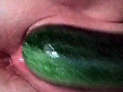 My cousin masturbating with a courgette