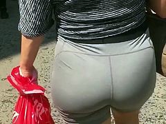 Pawg Ass Jiggle Candid