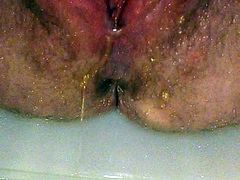 Spread pussy piss