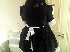 Vanessa Daleman Sissy Maid twirl