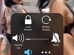 Tattood Asian chick twerks on periscope