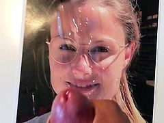 Cum tribute for German hipster chick