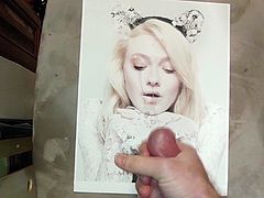 Dakota Fanning Cum Tribute 029