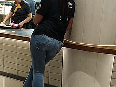 Mcdonalds ass (Please wank all over that ass)