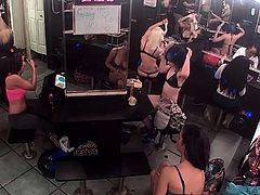 Live stream from dressing room