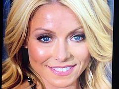 Kelly Ripa 5