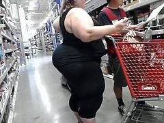 SSBBW with massive ass shopping in leggings side-view