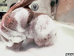 My dream was to see a sexy ebony hottie in the tub. Thankfully that dream finally came true. Sweet Tori jiggled her perfect breasts and shook her thick, juicy butt. The suds dripped off her gorgeous body to reveal her perfect brown skin.