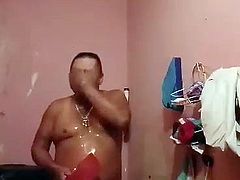 Maduro en ducha