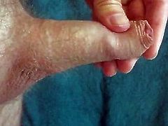 Foreskin wank in slo mo