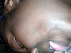 BLACK WOMAN SUCKS PUSSY TO HER BROTHER-IN-LAW