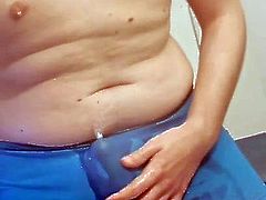 25 Chub Boy pee in tight blue boxers again