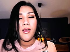 Ladyboy Pooky Toys Ass Between Blowjob And Frottage Action