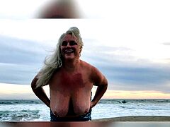Fucking Mature Woman