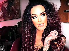 MistressRavenFD - Your Wife Worships Me With Your Money