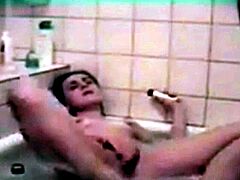 spying on my stepsister cumming in bath foam