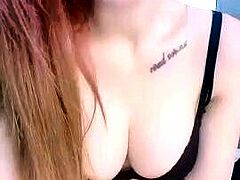 網紅女神 【小江流影】 暴力自慰 ，性感黑絲